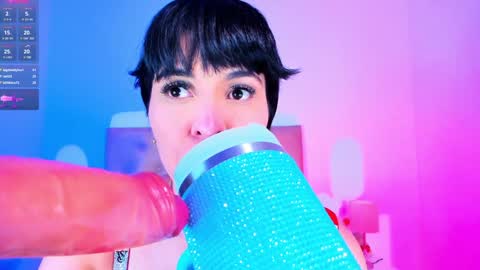 Charloott Evans online show from January 22, 7:14 am