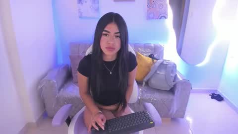    online show from February 4, 6:36 pm