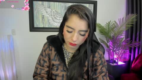 Snapshot of charlote_horny chatting on January 17, 3:22 pm Charlote online show from January 17, 3:22 pm