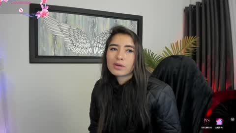 Snapshot of charlote_horny chatting on January 21, 2:59 pm Charlote online show from January 21, 2:59 pm