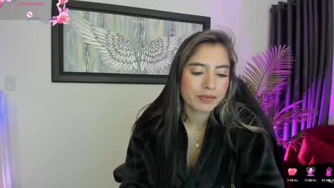 Snapshot of charlote_horny chatting on February 7, 2:37 pm Charlote online show from February 7, 2:37 pm