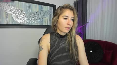 Snapshot of charlote_horny chatting on September 11, 11:32 am Charlote online show from September 11, 11:32 am