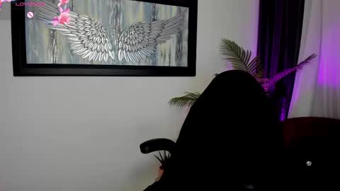 Snapshot of charlote_horny chatting on September 17, 11:45 am Charlote online show from September 17, 11:45 am
