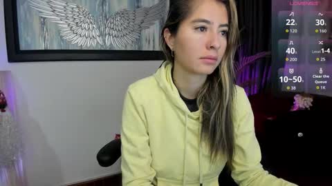 Charlote online show from December 5, 11:41 am