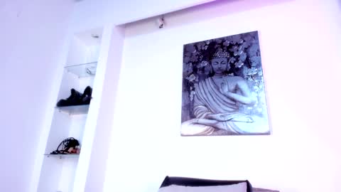 Snapshot of charlote_zc_ chatting on January 9, 2:33 am Charlote online show from January 9, 2:33 am