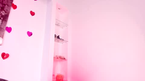 Snapshot of charlote_zc_ chatting on February 15, 11:03 pm Charlote online show from February 15, 11:03 pm