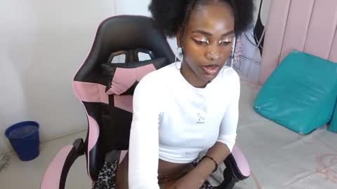 charlothcameronrs online show from March 31, 3:08 am