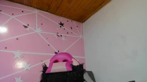 charlott_daphne online show from February 25, 11:22 pm