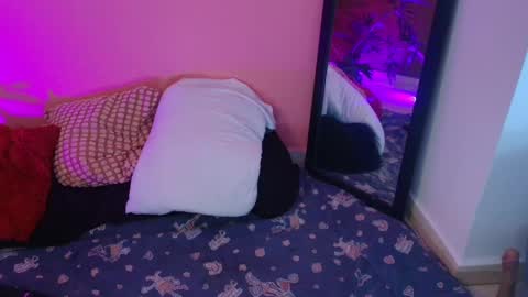 Char 3 online show from March 8, 9:40 pm