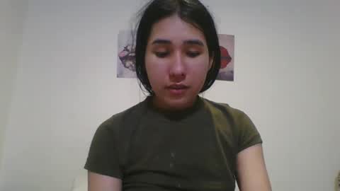 Snapshot of charlotte2852 chatting on January 23, 12:25 am karinaa independent model online show from January 23, 12:25 am