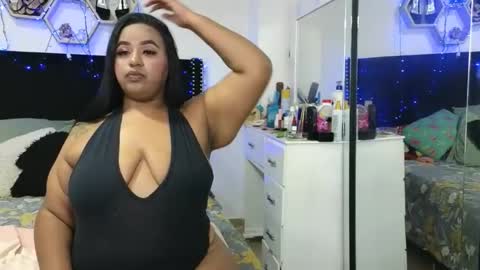 charlotte_027 online show from April 23, 4:03 am