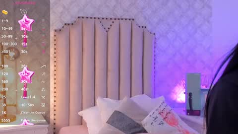   Charlotte  online show from December 15, 7:21 pm