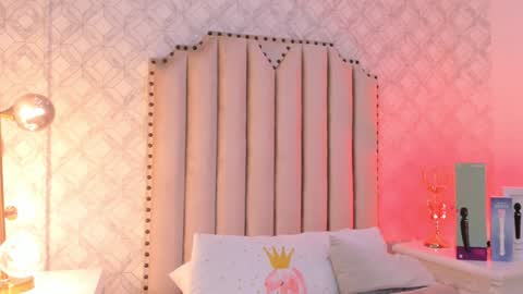   Charlotte  online show from December 26, 7:38 pm