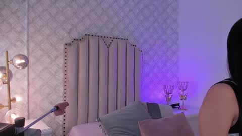   Charlotte  online show from January 12, 7:10 pm