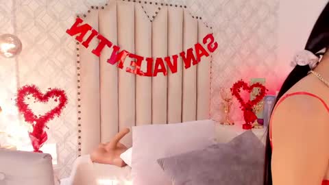   Charlotte  online show from February 14, 9:10 pm