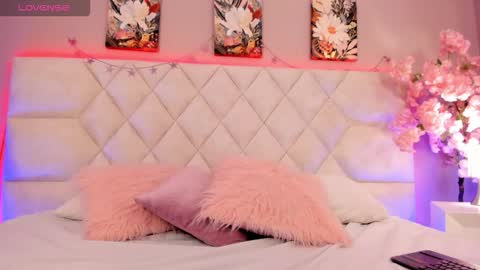 Daniela online show from March 5, 4:52 am