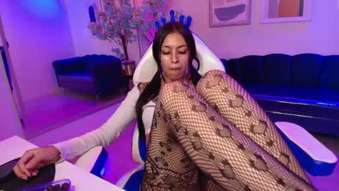 Charlotte online show from February 2, 6:26 am