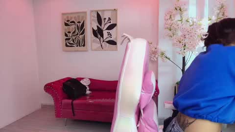 Charlotte online show from April 23, 11:20 am