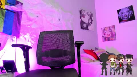 Snapshot of charlotte_joestar chatting on October 15, 10:15 am Charlie online show from October 15, 10:15 am