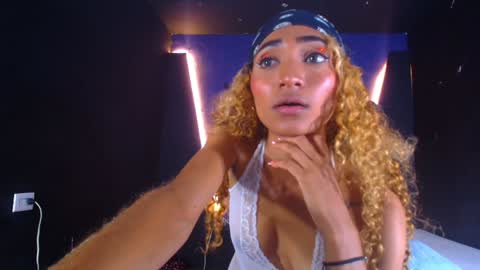 CHARLOTTE online show from February 3, 3:09 am