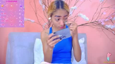 CHARLOTTE online show from November 5, 11:32 am