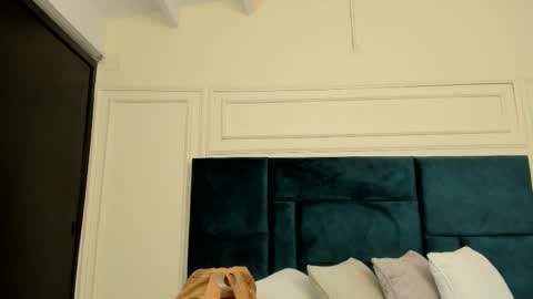 Charlotte Mayers online show from February 19, 11:17 am