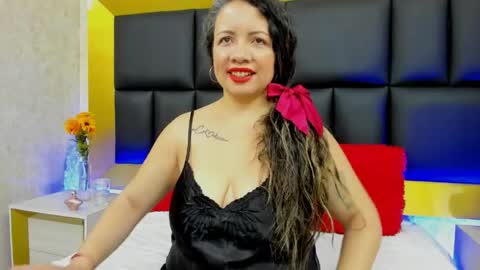 Snapshot of charlotte_monnroe chatting on June 4, 1:17 pm charlotte_monnroe online show from June 4, 1:17 pm