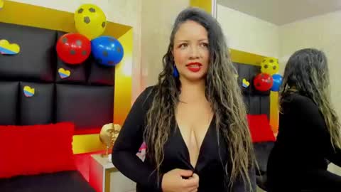 Snapshot of charlotte_monnroe chatting on June 15, 1:24 pm charlotte_monnroe online show from June 15, 1:24 pm
