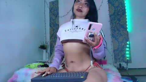 charlotte_princess_1 online show from April 10, 6:40 am