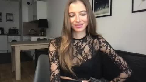 Charlotte Roche online show from February 11, 12:27 pm