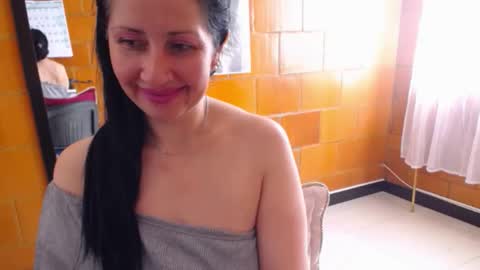 Charlotte online show from December 15, 2:54 pm