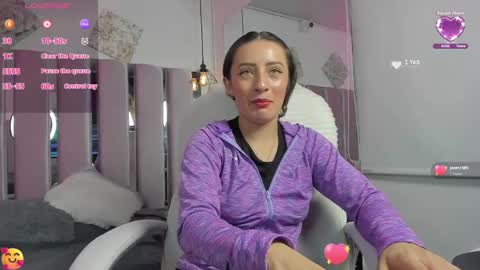 charlotte_walker__ online show from February 8, 11:12 am