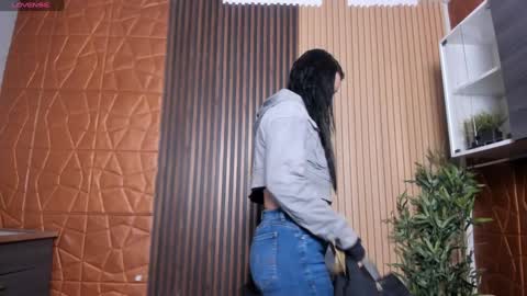 Charlotte  Everyday From 0700 to 1300 Col Time online show from February 6, 11:10 am