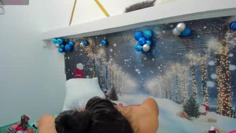 Charlotte  online show from November 29, 4:54 pm