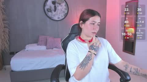 Charlottee online show from February 15, 7:51 am