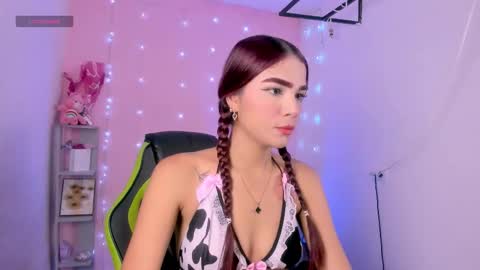 charlotteee online show from October 24, 12:41 am