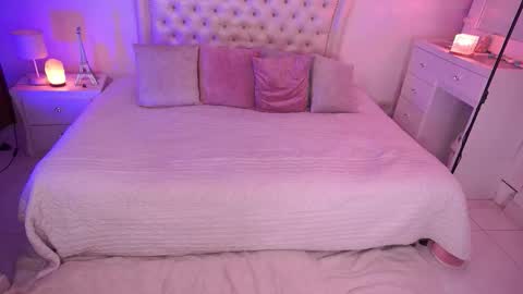 ill be online tomorrow December 1st online show from December 23, 4:32 am