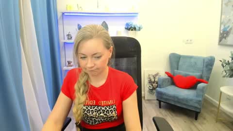 Charlotte online show from March 29, 8:09 pm