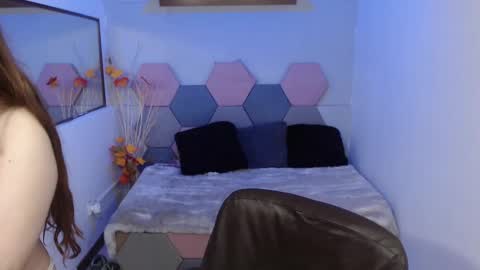 Charlotte Taylor online show from January 22, 7:03 am