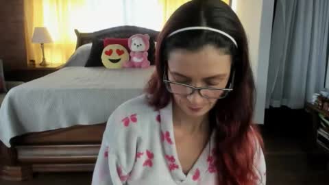 Charlotte online show from March 30, 9:05 pm