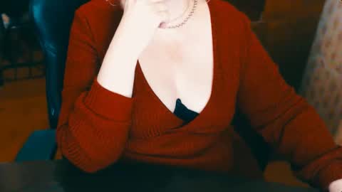 CharlotteXTasty online show from December 3, 6:17 pm