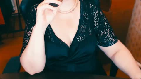 CharlotteXTasty online show from March 12, 9:55 am