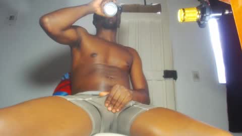 Snapshot of charly_vergonti_ chatting on March 11, 8:53 pm charly_vergonti_ online show from March 11, 8:53 pm