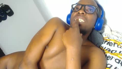 Snapshot of charly_vergonti_ chatting on September 18, 4:58 am charly_vergonti_ online show from September 18, 4:58 am