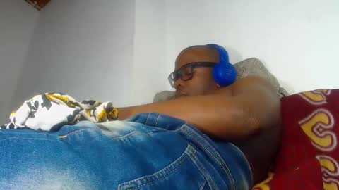 Snapshot of charly_vergonti_ chatting on September 23, 10:29 am charly_vergonti_ online show from September 23, 10:29 am