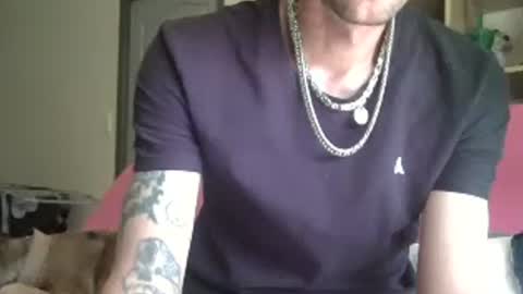 Snapshot of charlyfunnydead chatting on June 12, 10:14 am charlyfunnydead online show from June 12, 10:14 am