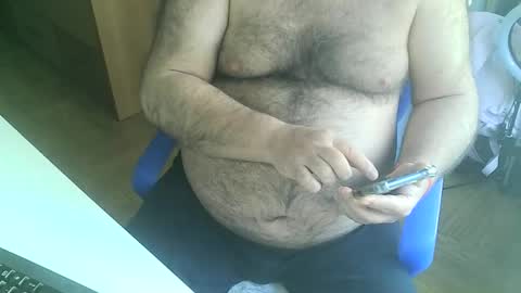 Snapshot of charlypalgar chatting on April 4, 7:50 am charly online show from April 4, 7:50 am