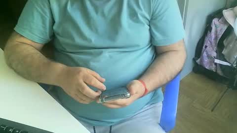 Snapshot of charlypalgar chatting on April 15, 8:10 am charly online show from April 15, 8:10 am