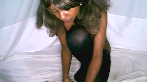 charmantegirl007 online show from September 14, 3:49 am