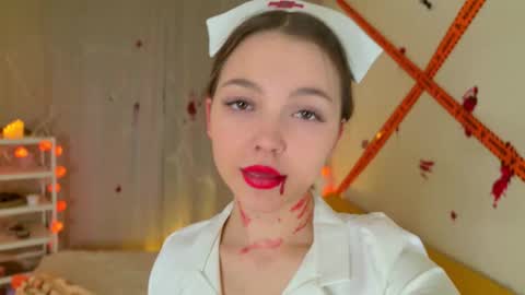 Kaylee online show from October 27, 4:44 pm